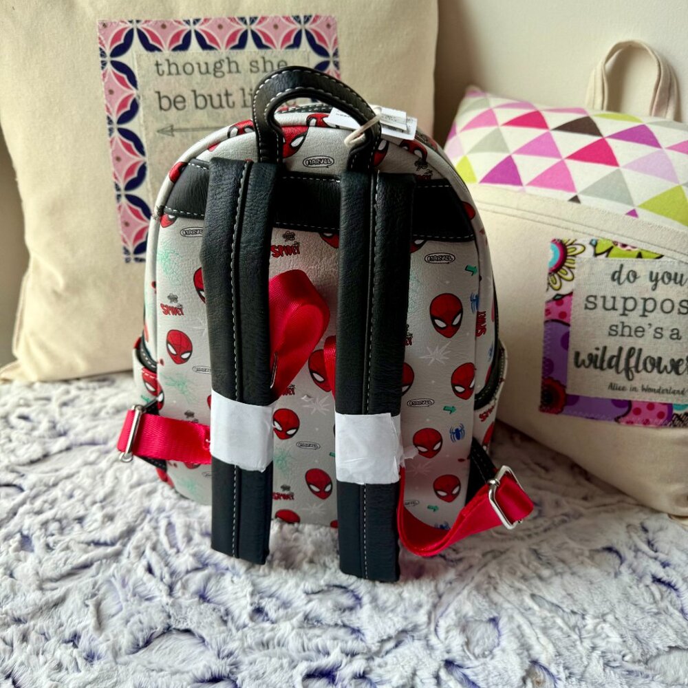 LOUNGEFLY - Marvel Spiderman Hardtag Mini Backpack - Picture 5 of 5